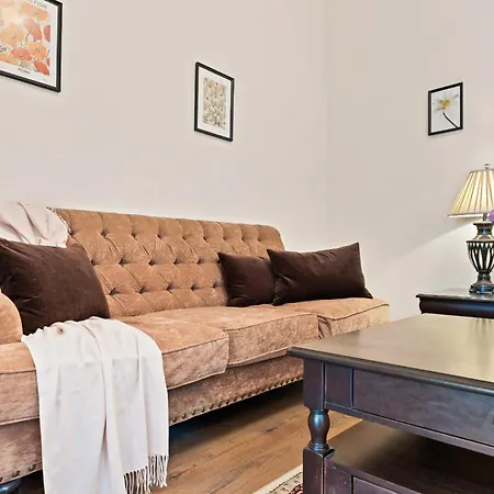 Appartamento Old Town Nightlife Where Noise Is Expected