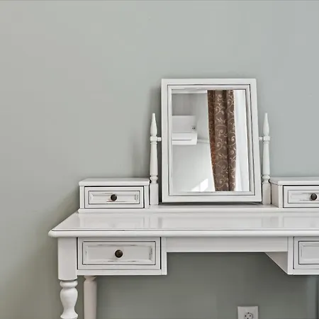 Old Town Nightlife Where Noise Is Expected *