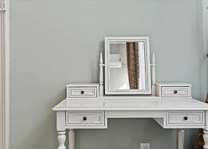 Old Town Nightlife Where Noise Is Expected *