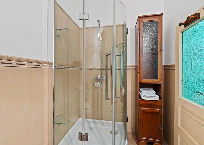 דירה Old Town Nightlife Where Noise Is Expected *