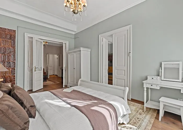 Old Town Nightlife Where Noise Is Expected 公寓 布加勒斯特